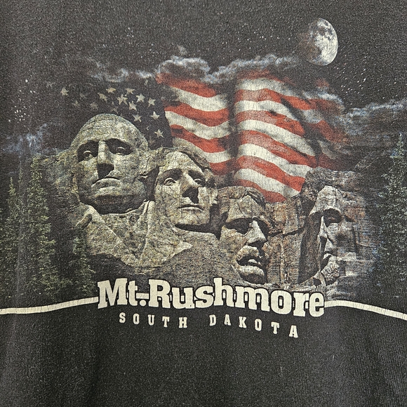 Mt. Rushmore Black Graphic T-Shirt | Green Brand Recycled | M - Picture 7 of 8